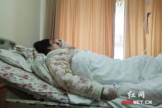 鄒女士沒想到,吃水果也能導(dǎo)致這么嚴(yán)重的后果。